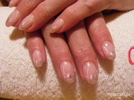 saját köröm zselé